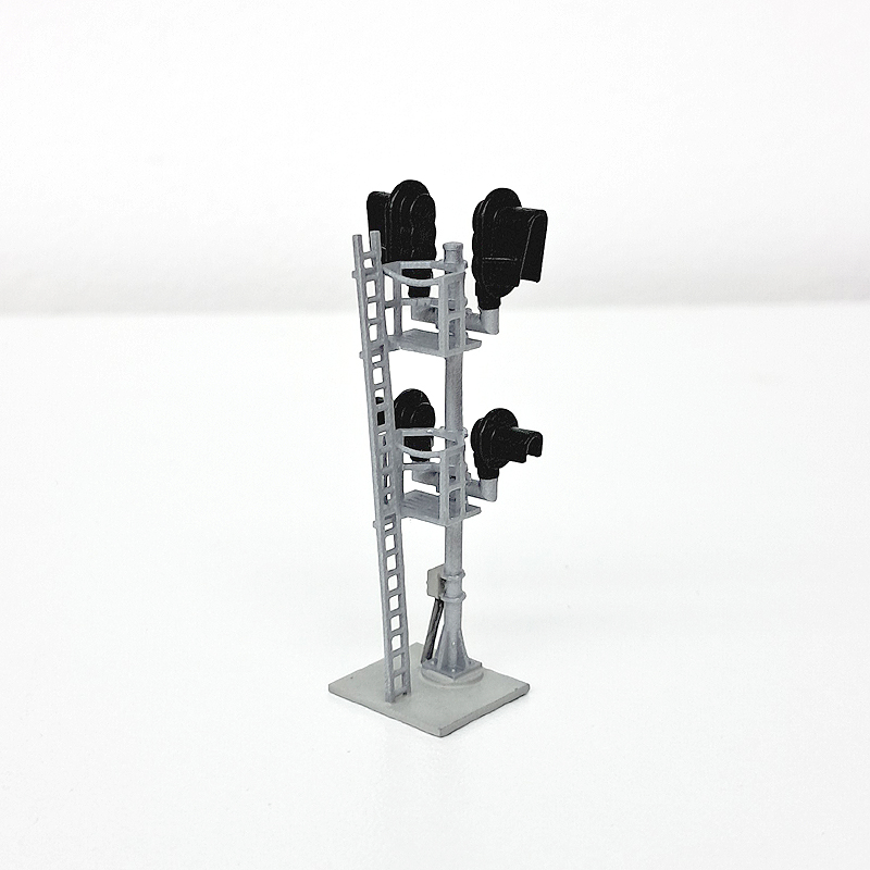 N Scale Free Standing Modern D-Type Snow Hood Mast Signal Set without LED's.
